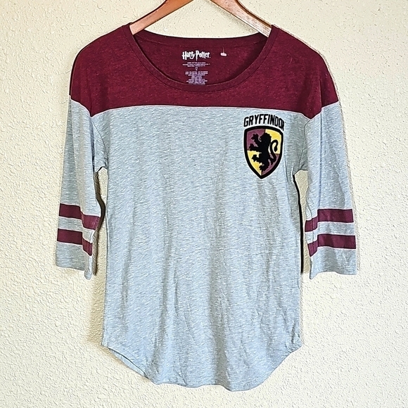 HARRY Potter Gryffindor T-Shirt. - Picture 1 of 4